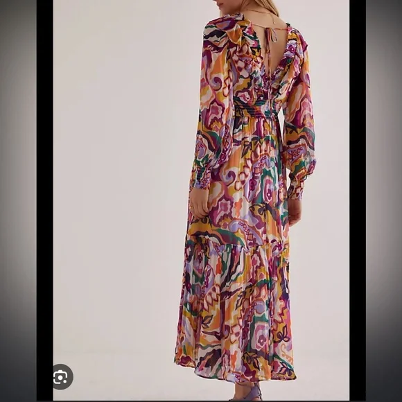 *By Anthropologie Ruffle V-Neck Long Sleeve Midi Dress - Picture 2 of 3